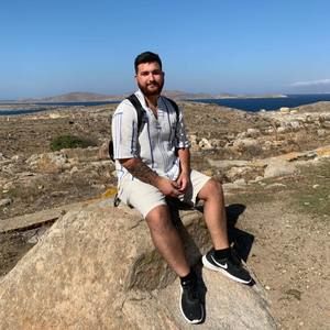 Meet your Posher, Luis